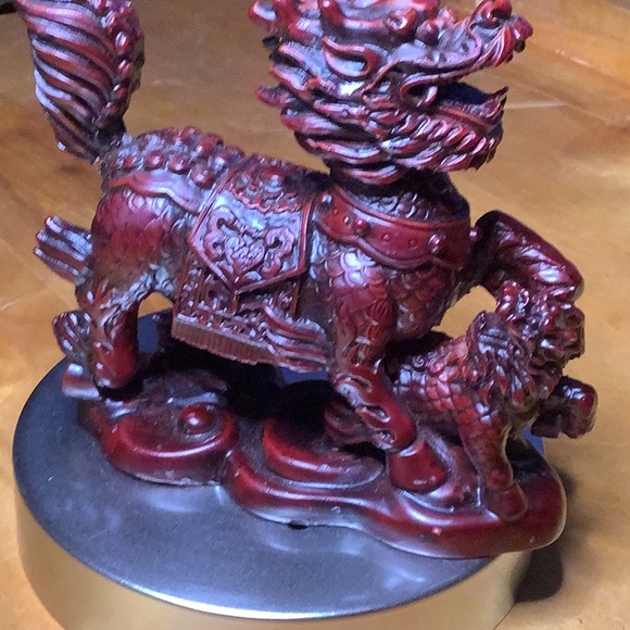 Statue - Picture 10 of 14